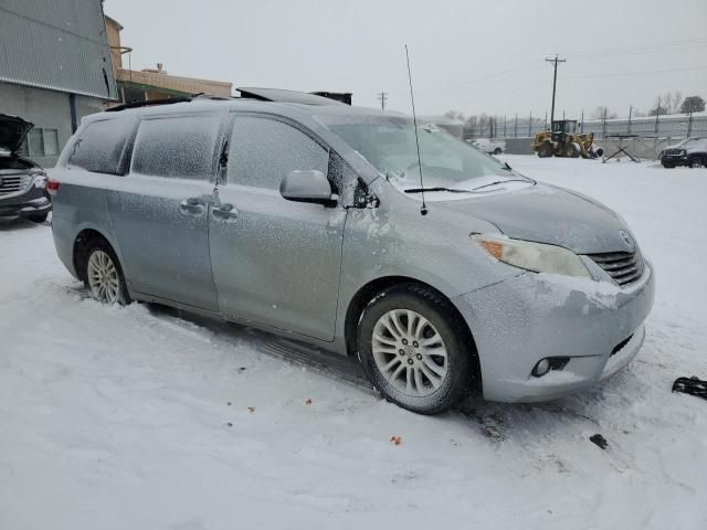 2012 Toyota Sienna XLE