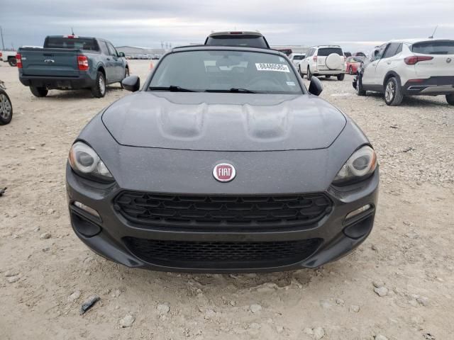 2017 Fiat 124 Spider Classica