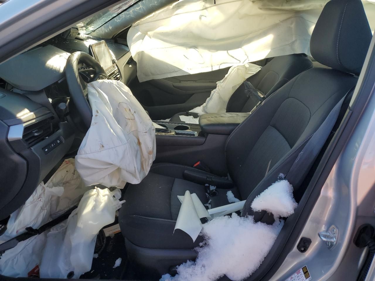 2024 Nissan Altima sv