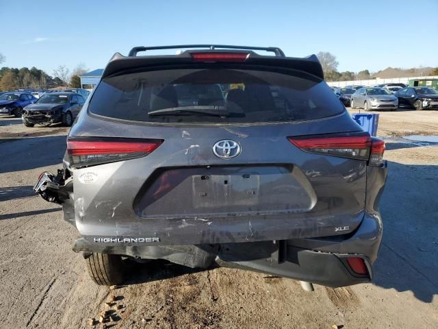 2022 Toyota Highlander XLE