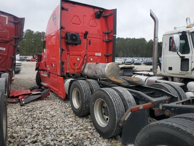 2019 Freightliner Cascadia 126