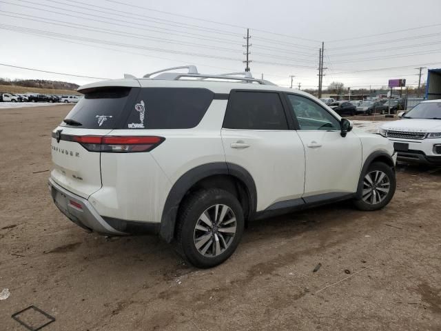 2023 Nissan Pathfinder SL