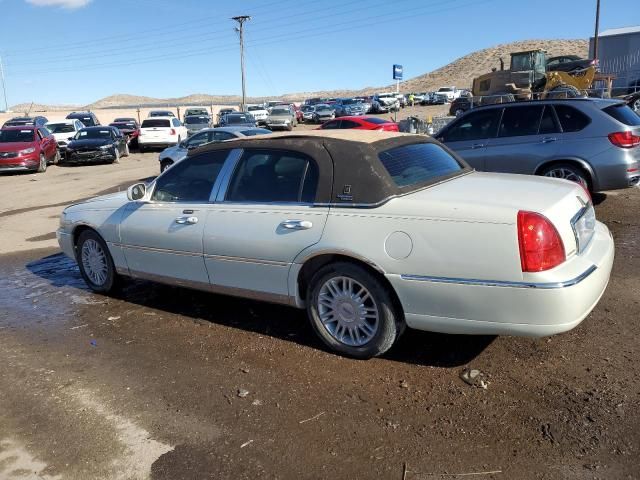 2007 Lincoln Town Car Signature Limited