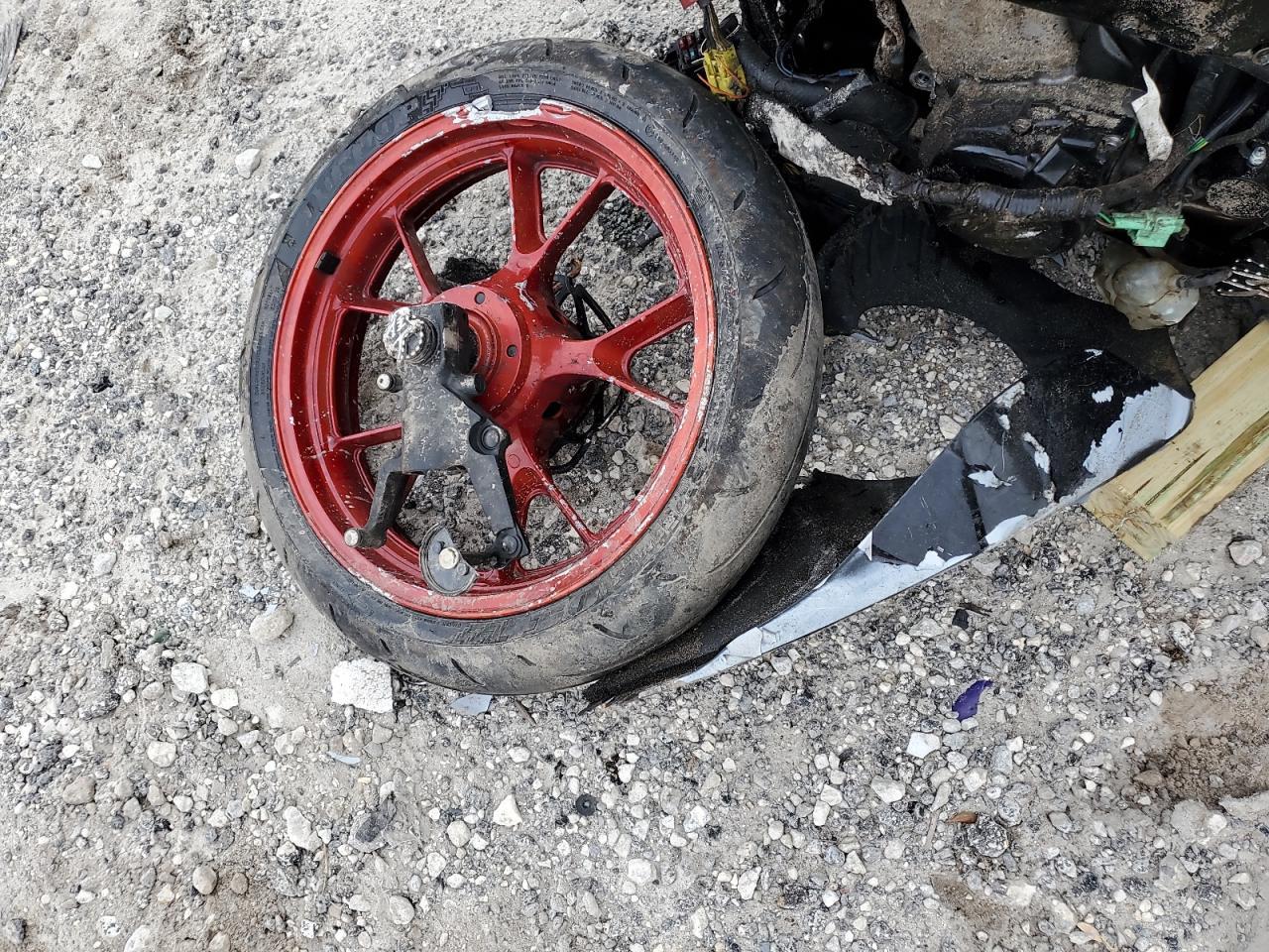 2001 Suzuki GSX1300 R