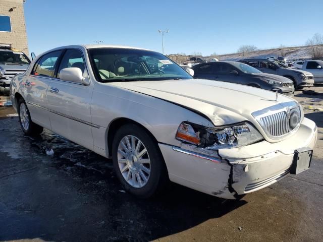 2003 Lincoln Town Car Executive