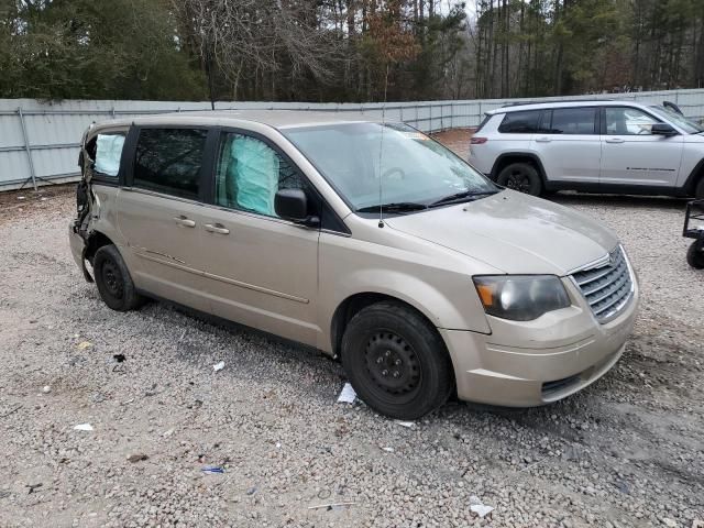 2009 Chrysler Town & Country LX