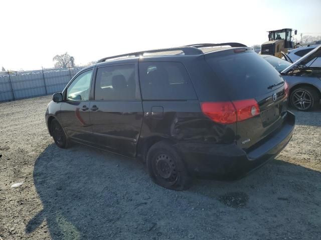 2009 Toyota Sienna CE