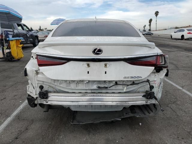 2019 Lexus ES 300H