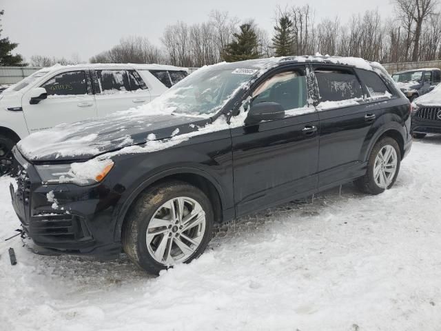 2021 Audi Q7 Premium Plus