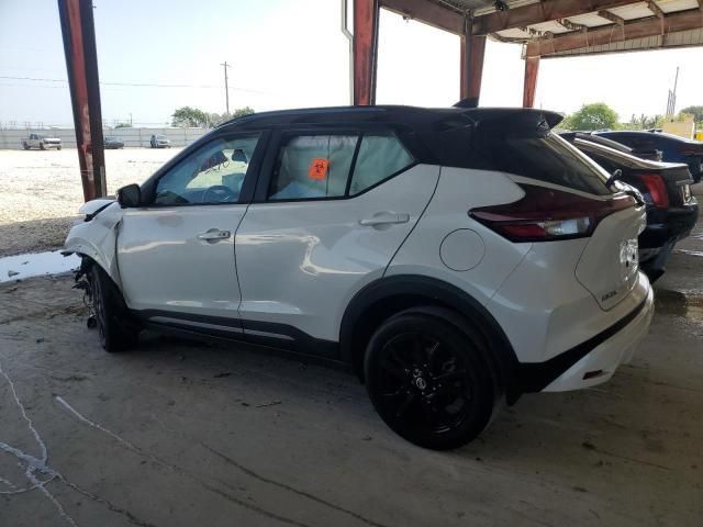 2021 Nissan Kicks SR