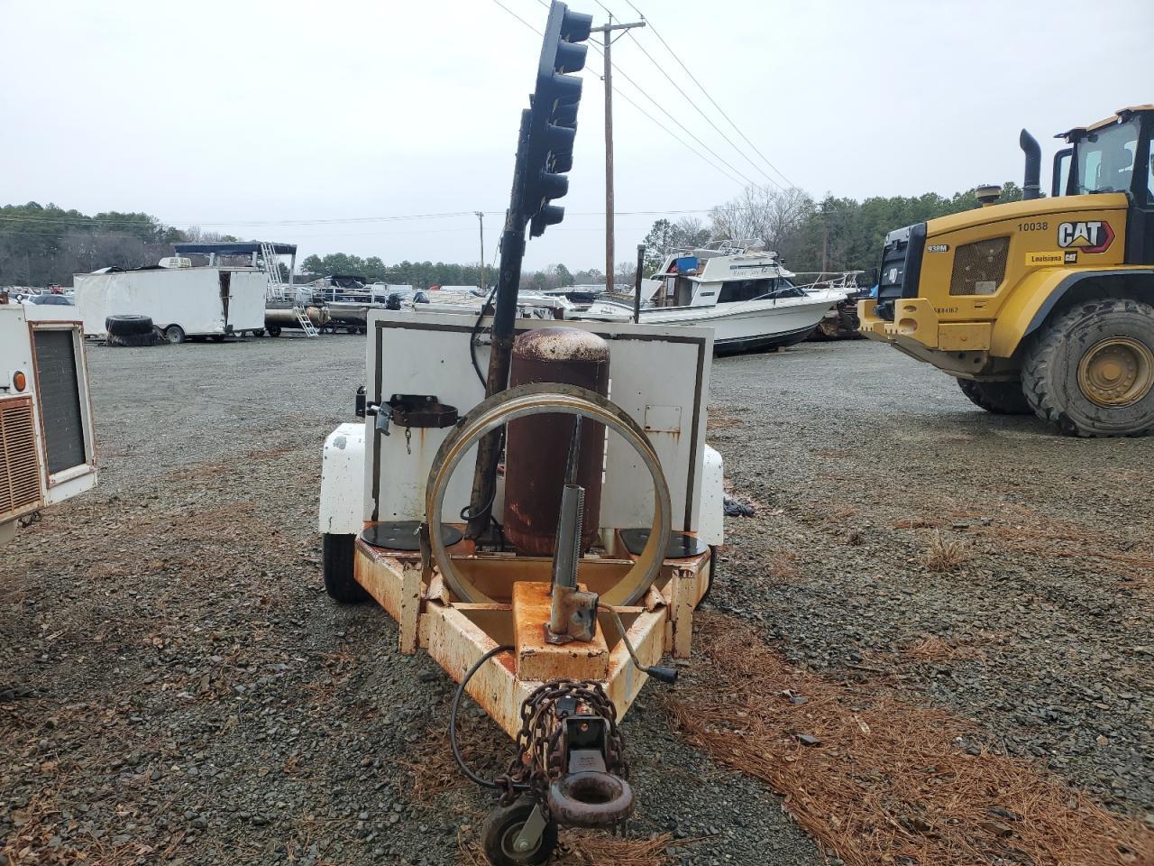 1999 Fenex F123KP