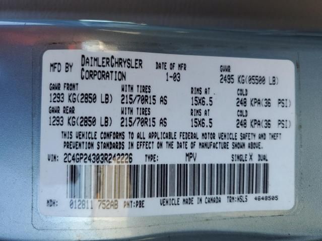 2003 Chrysler Town & Country