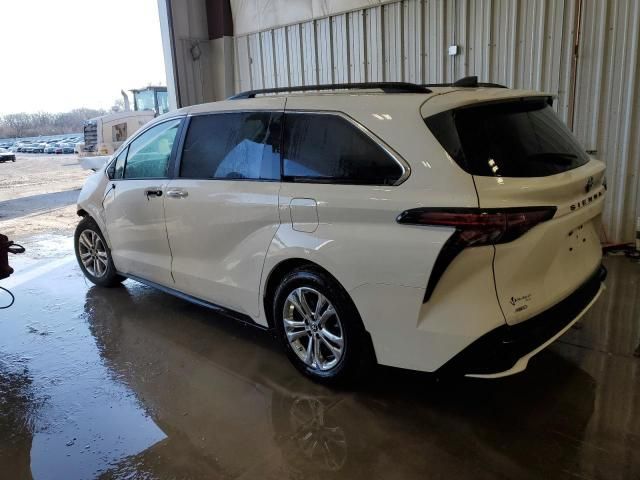 2023 Toyota Sienna XSE