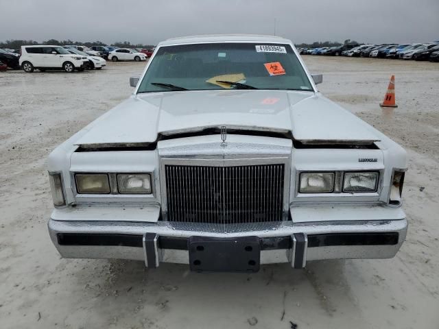 1988 Lincoln Town Car Signature