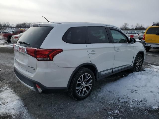 2016 Mitsubishi Outlander SE