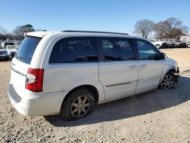 2013 Chrysler Town & Country Touring