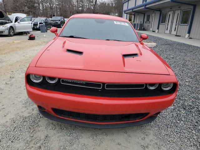 2015 Dodge Challenger SXT