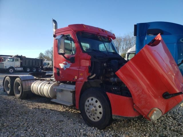 2012 Freightliner Cascadia 125