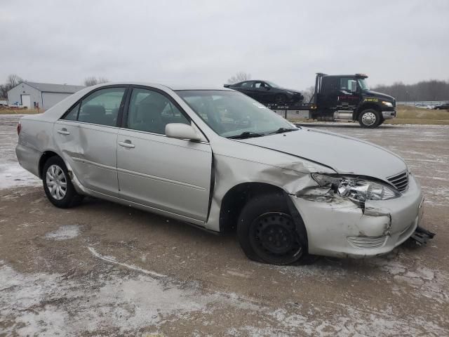 2005 Toyota Camry LE