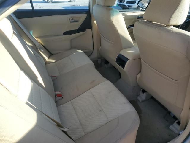 2017 Toyota Camry le