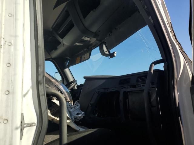 2018 Freightliner Cascadia 126