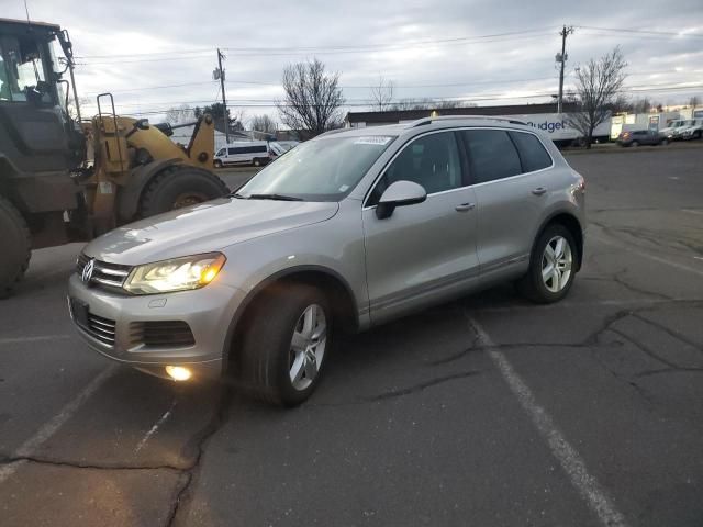 2012 Volkswagen Touareg Hybrid