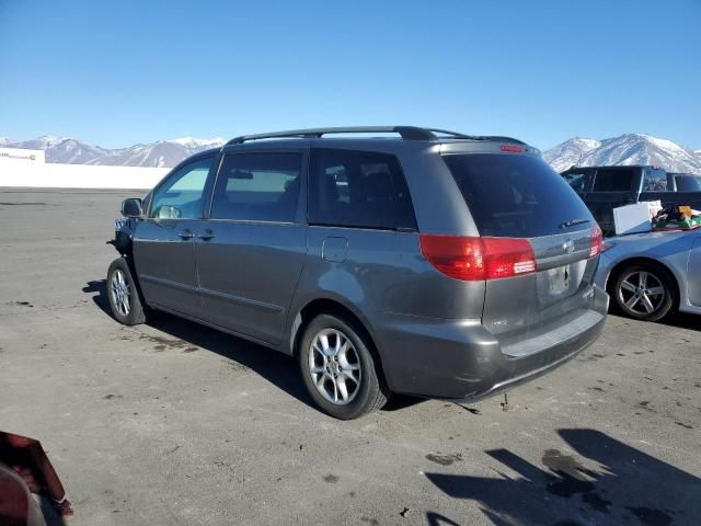 2005 Toyota Sienna XLE