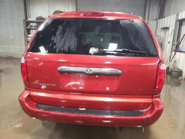 2007 Chrysler Town & Country LX