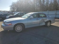 Vehiculos salvage en venta de Copart Glassboro, NJ: 2005 Lincoln Town Car Signature