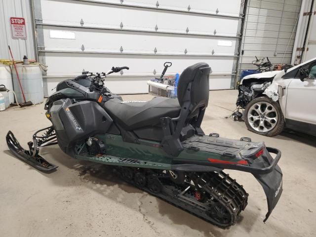 2024 Skidoo Snowmobile