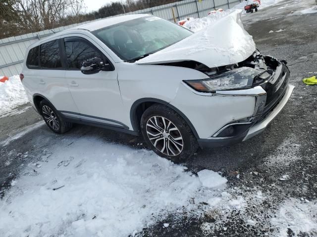 2016 Mitsubishi Outlander SE