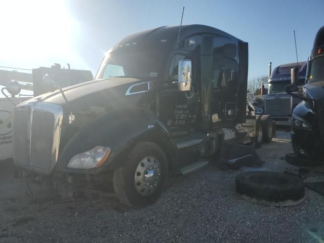 2019 Kenworth Construction T680
