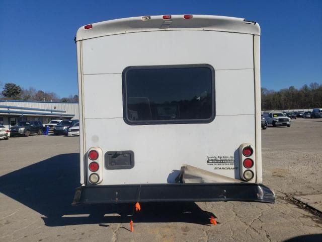 2005 Ford Econoline E350 Super Duty Cutaway Van