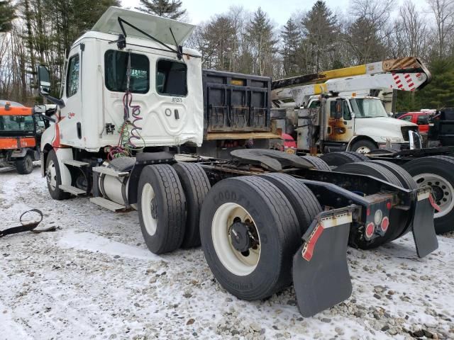 2022 Freightliner Cascadia 126