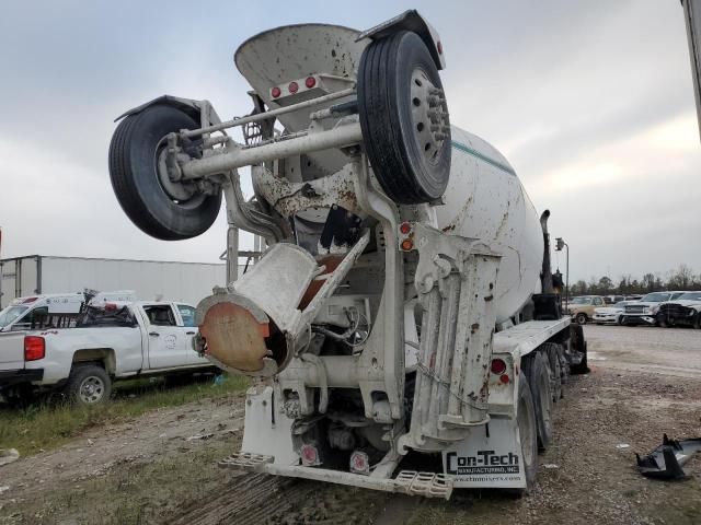 2020 Peterbilt 567