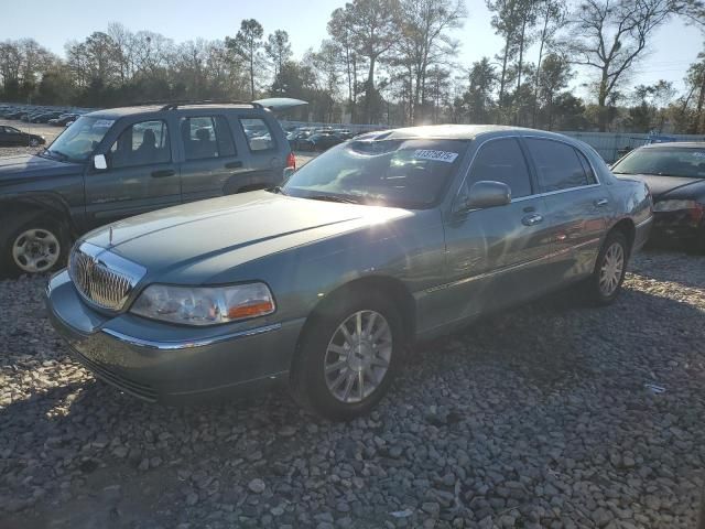 2006 Lincoln Town Car Signature