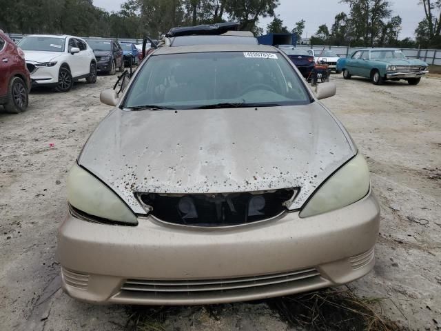 2005 Toyota Camry LE