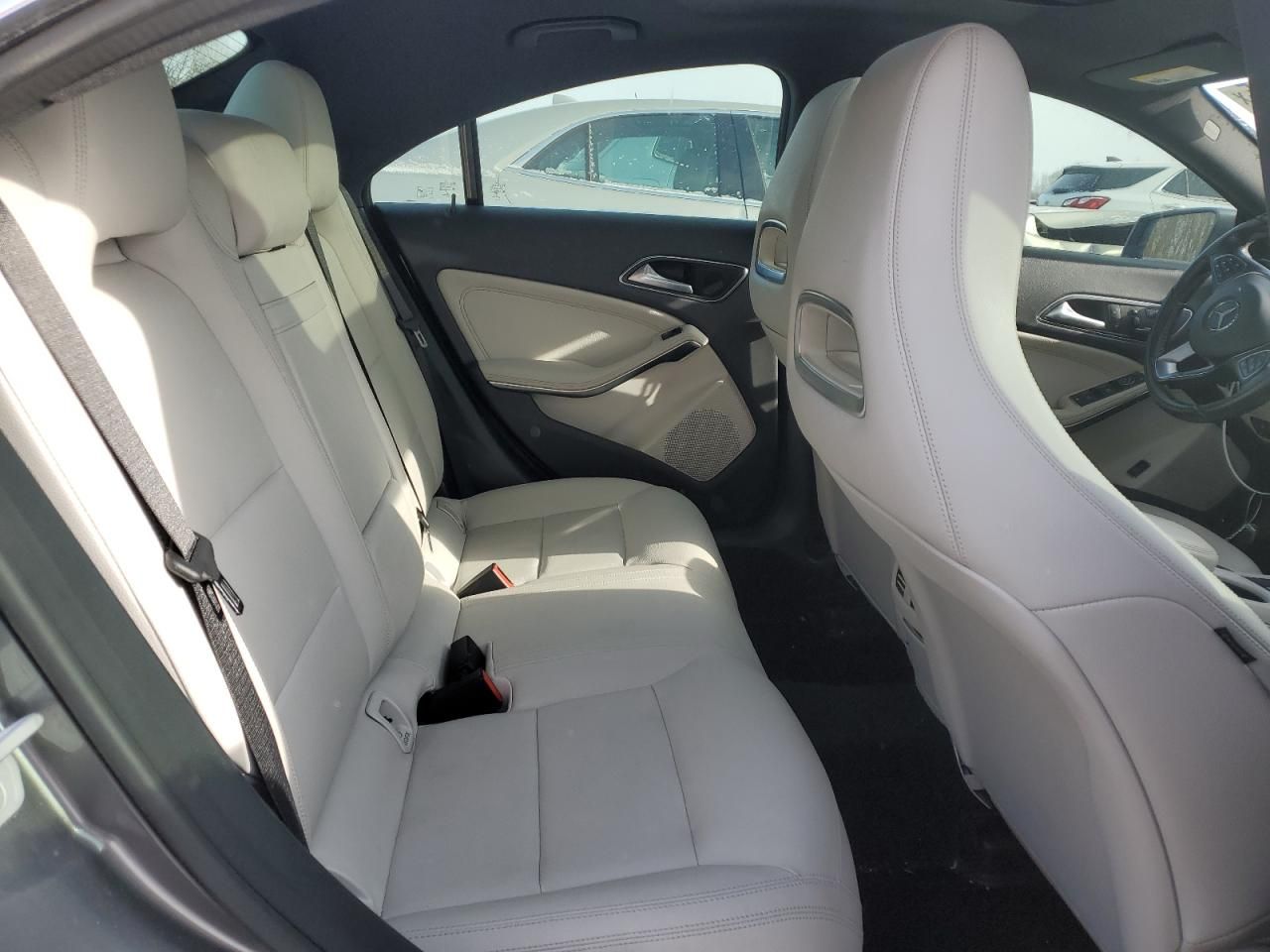 2015 Mercedes-Benz Cla 250