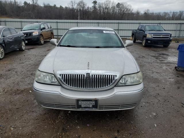 2007 Lincoln Town Car Signature Limited