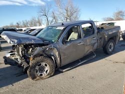 Salvage trucks for sale at Bridgeton, MO auction: 2007 Chevrolet Silverado K2500 Heavy Duty