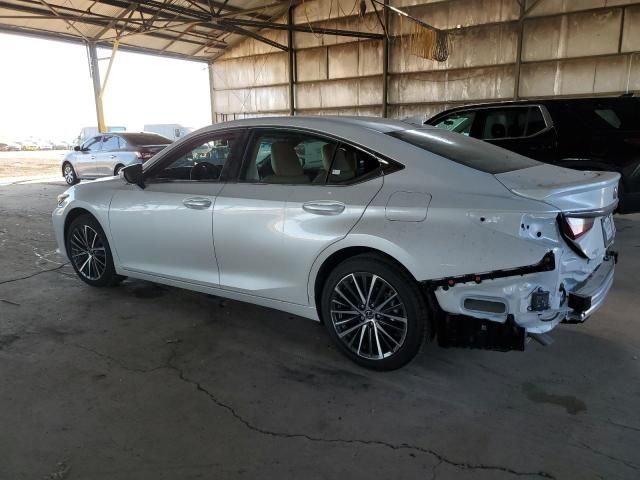 2025 Lexus ES 300H Base