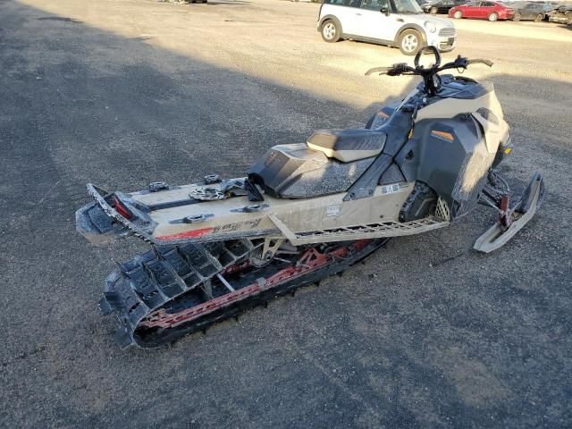 2024 Skidoo Snowmobile