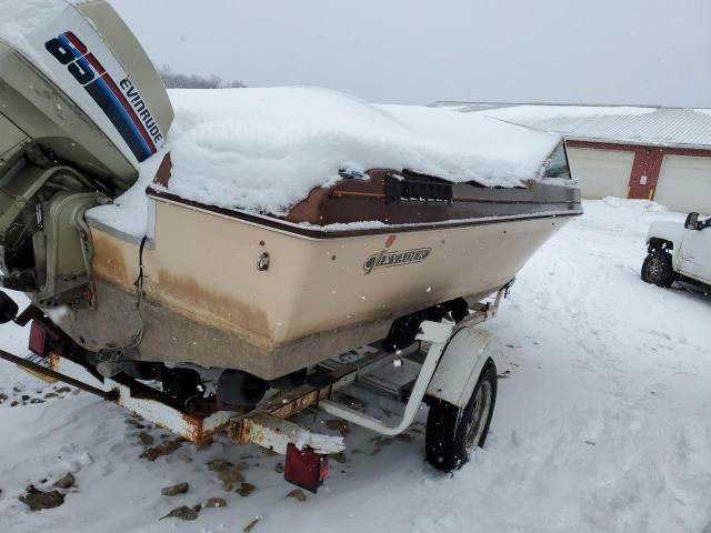 1980 Invader Boat