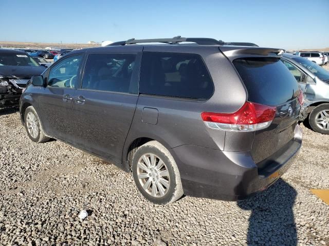 2012 Toyota Sienna LE