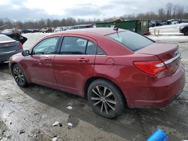 2013 Chrysler 200 Touring