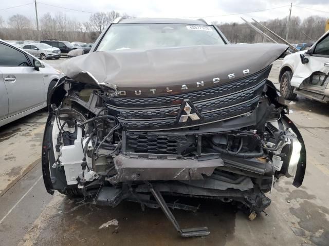 2022 Mitsubishi Outlander sel