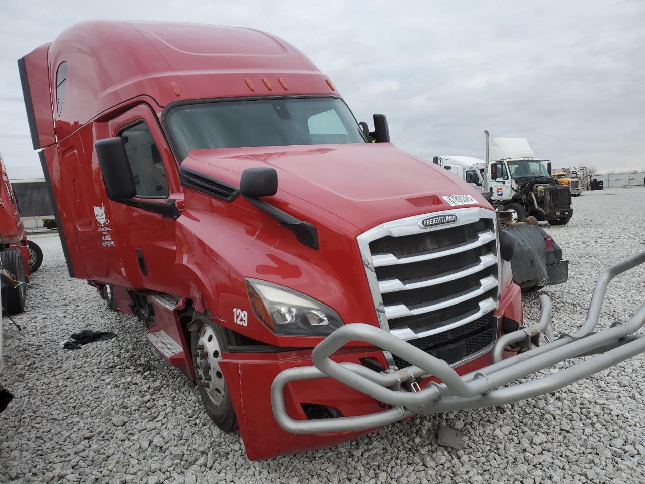 2020 Freigliner Cascadia 126