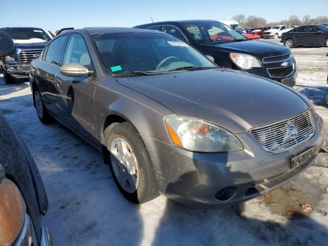 2004 Nissan Altima Base