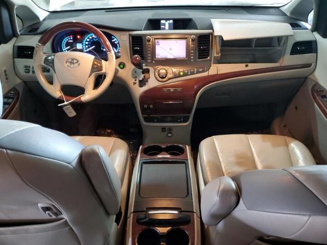 2011 Toyota Sienna XLE