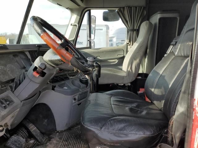 2006 Freightliner Conventional Columbia